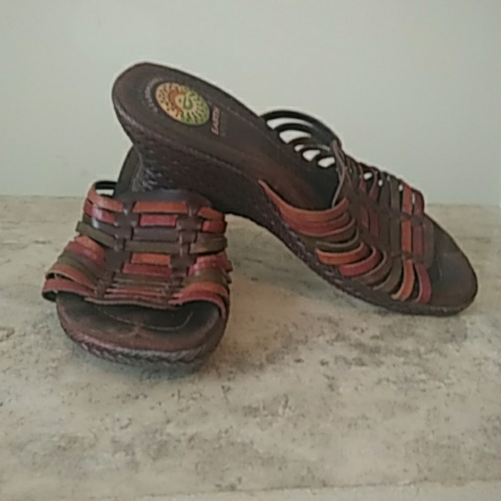 Multi color sandals - Picture 2 of 2